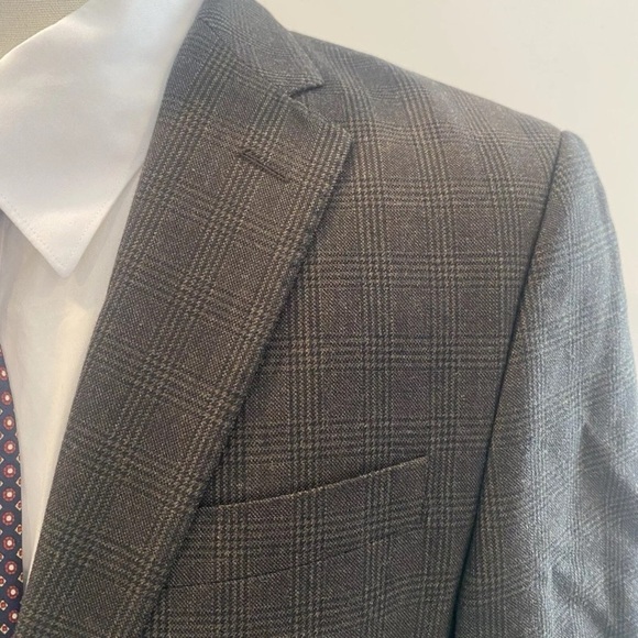 Banana Republic Men's Brown Windowpane Plaid Wool Sport Coat Size 38R (BS) - Picture 2 of 10